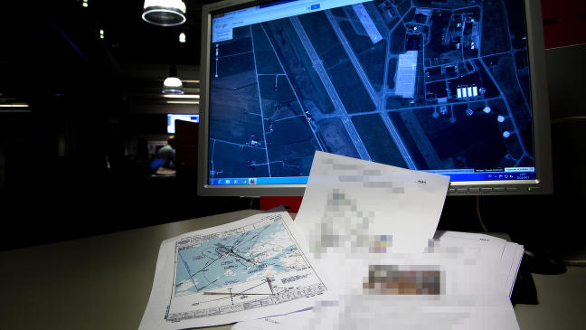 La ut dokumenter om ny kampflybase ved en feil