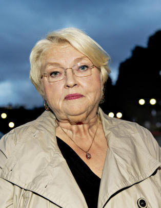 Innrømmer at boka ikke ble som Wenche Behring Breivik hadde forestilt seg