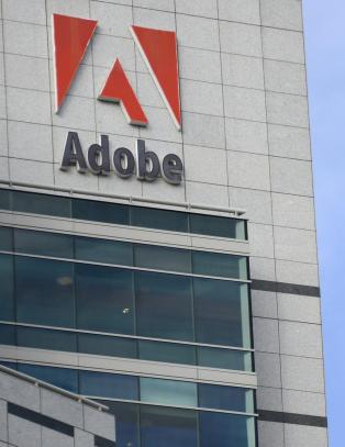 Hackere stjal 150 millioner passord fra Adobe, slik sjekker du om du må bytte dine