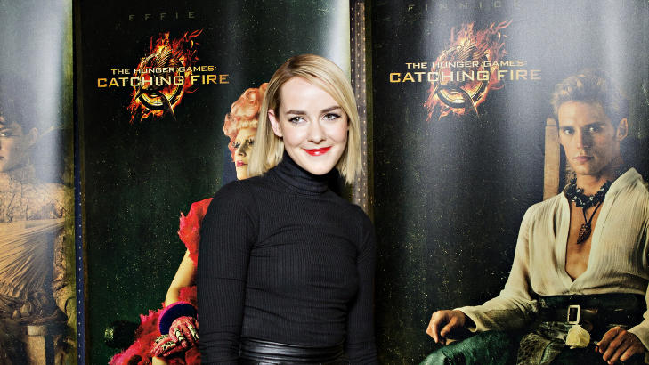 I NORGE: Malone er sammen med Elizabeth Banks og Sam Claflin i Norge. De skal gå ned den røde løperen på Colosseum kino i kveld. Foto: Nina Hansen / Dagbladet I NORGE: Malone er sammen med Elizabeth Banks og Sam Claflin i Norge. De skal gå ned den røde løperen på Colosseum kino i kveld. Foto: Nina Hansen / Dagbladet