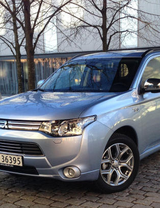 Den ladbare Mitsubishi Outlander er en genistrek