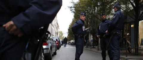 Politiet i Paris jakter våpendesperado