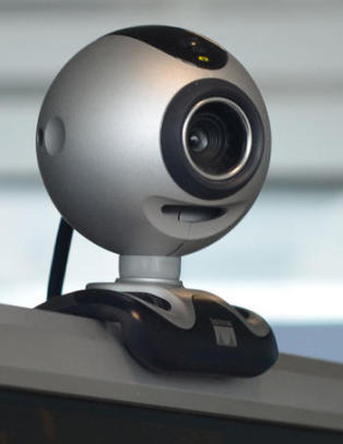 - FBI kan enkelt logge seg inn på ditt webcamera, uten at du selv vet det