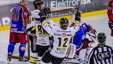 SERIETOER:
Stavanger Oilers og Mostue er nummer to i Get-ligaen.
Foto: Stian Lysberg Solum / NTB scanpix SERIETOER:
Stavanger Oilers og Mostue er nummer to i Get-ligaen.
Foto: Stian Lysberg Solum / NTB scanpix