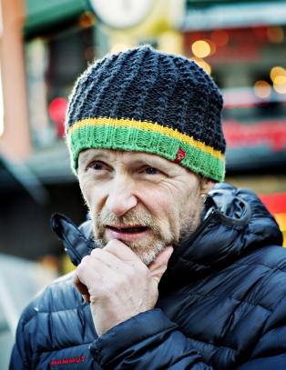 - Rart å spille uten Knut