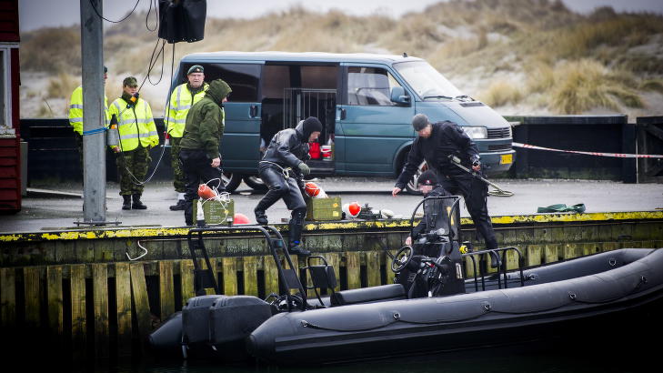 Aalbæk: Her i Aalbæk havn ble en nordmann i fjor skutt og drept av dansk politi. To andre nordmenn ble pågrepet. De forsøkte å smugle 250 kg hasj i en båt ut fra denne småbåthavnen. Foto: John T. Pedersen / Dagbladet. Aalbæk: Her i Aalbæk havn ble en nordmann i fjor skutt og drept av dansk politi. To andre nordmenn ble pågrepet. De forsøkte å smugle 250 kg hasj i en båt ut fra denne småbåthavnen. Foto: John T. Pedersen / Dagbladet.