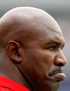 Evander Holyfield hevder homofili er «unormalt» og kan «fikses»