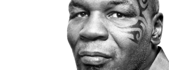 Brad Pitt skal ha tryglet Mike Tyson om ikke å slå, da Tyson fant ham i senga med ekskona