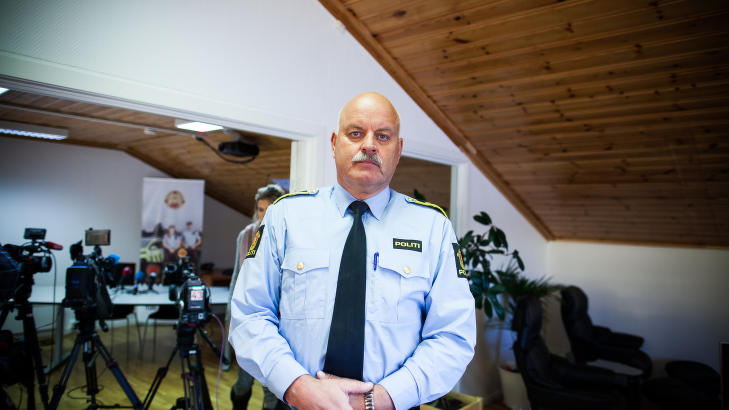 PREGET: Lensmannen er også preget av tragedien som har rammet Aurskog-Hørdal og Ned kommune. - Dette er en tragedie av dimensjoner, sier han. Foto: Tommy Arnesen /Dagbladet PREGET: Lensmannen er også preget av tragedien som har rammet Aurskog-Hørdal og Ned kommune. - Dette er en tragedie av dimensjoner, sier han. Foto: Tommy Arnesen /Dagbladet