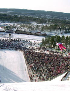 Snøras i hoppbakken i Falun