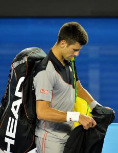 Regjerende mester Novak Djokovic er slått ut av Australian Open