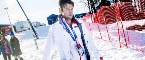 Hver dag tar Petter Northug gondolen ned til den norske smøretraileren