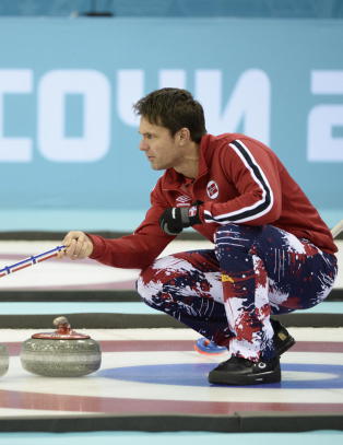 Curlinggutta rotet bort muligheten til semifinale i høydramatisk omspillskamp