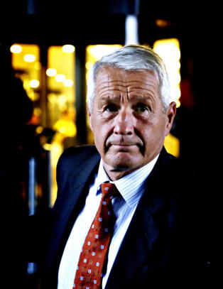 Høyre vurderer å bytte ut Jagland