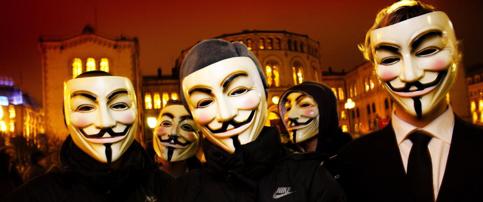 Nakenbilde avslørte unge hackere som lammet Ap