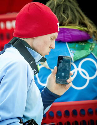 Her ringer Kristoffersen til pappa i pausen: - Han var ikke akkurat happy