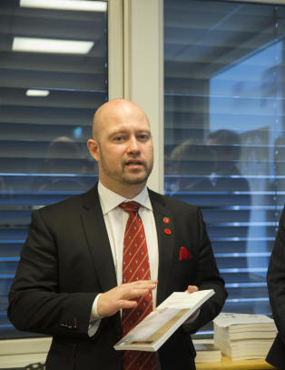Hver femte jente utsettes for overgrep før de er 18
