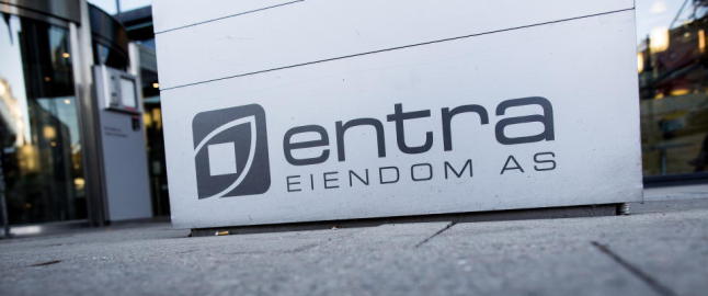 Sender 15 ansatte til Rivieraen på statens regning