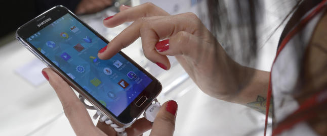 Den største nyheten med Samsungs nye topptelefon er ikke at den tåler å mistes i do