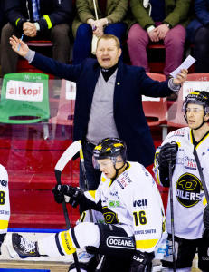 Stavanger Oilers har skjebnen i egne hender etter at Vålerenga tapte for Sparta