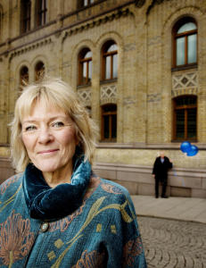 - Hvorfor skal akkurat månedene da babyer strengt tatt bare spiser og sover, være så viktige?