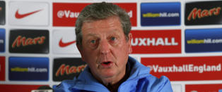 Hodgson vil bruke «sjimpanse-psykolog» for å redde VM for England