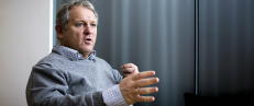 Fotballsjefens etterlønn er et handshake for greed