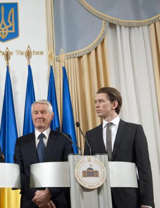 Jagland med krisehjelp til Ukraina