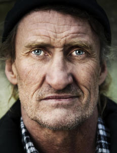 - 287 kilo løse sedler i bager. Ingen klarer å holde kontroll på det