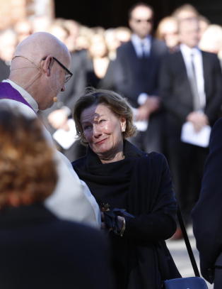 Rørt Sonja etter Kjell Nupens bisettelse