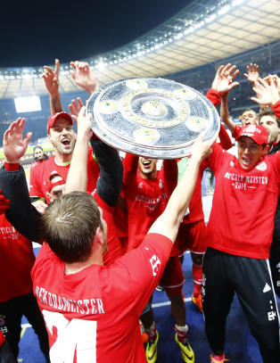 Bayern München sikret seriegull med sju runder igjen