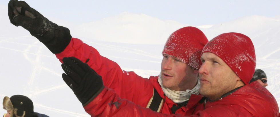 Norsk eventyrer avviser at prins Harry ble brukt for å skaffe diktatur god PR