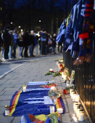 - Vi tror det finnes flere som vet hvem gjerningspersonen er
