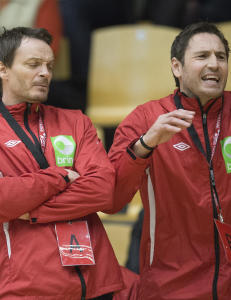 Norge gikk fra 13-18 til 18-18. Så våknet Frankrike