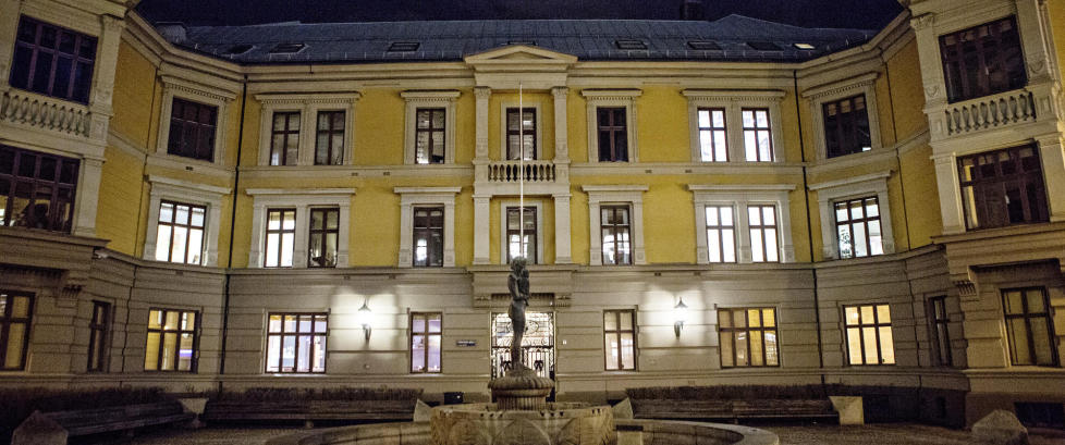 Sabelrasling i bokbransjen
