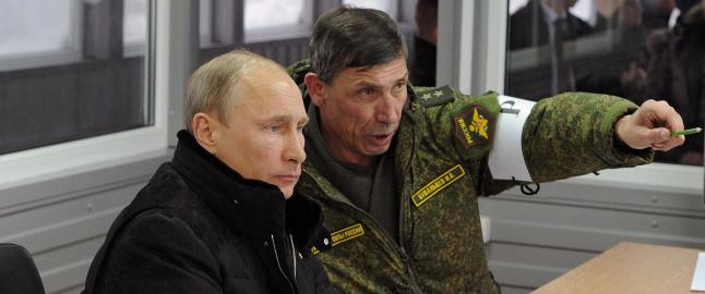 Påskefreden senker seg over Ukraina. Samtidig stabler Putin opp soldater langs grensa