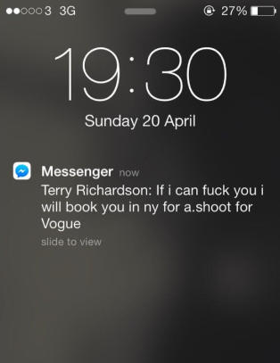 Hevder kjendisfotograf ba om sex mot Vogue-fotografering