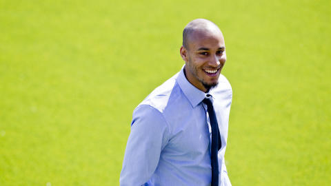 BLID: Adam Larsen Kwarasey er kaptein på Norges beste fotballag og landslagskeeper for Ghana. Ikke rart 26-åringen smiler. Foto: Vegard Grøtt / NTB Scanpix BLID: Adam Larsen Kwarasey er kaptein på Norges beste fotballag og landslagskeeper for Ghana. Ikke rart 26-åringen smiler. Foto: Vegard Grøtt / NTB Scanpix