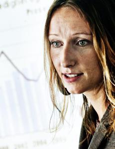 Spår boligprisfall og 20 000 flere arbeidsledige neste år