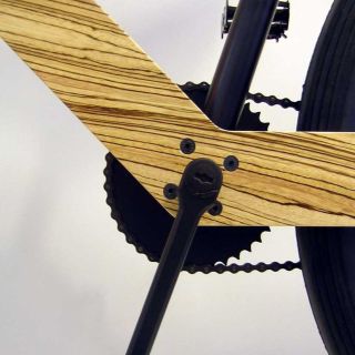 IKEA-STYLE: Doningen leveres flatpakket, men monteringen skal v�re enkel. De fire sylindrene holder p� plass pedaler, hjul og andre vitale deler.