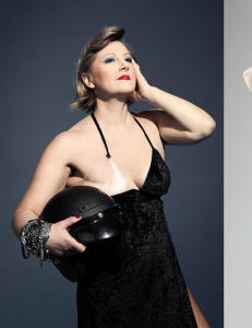 Lager bikini for kvinner med ett bryst