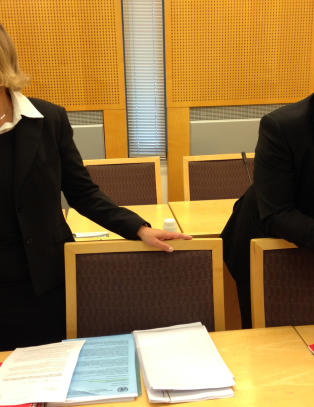 Frykter at de terrorsiktede skal stikke av