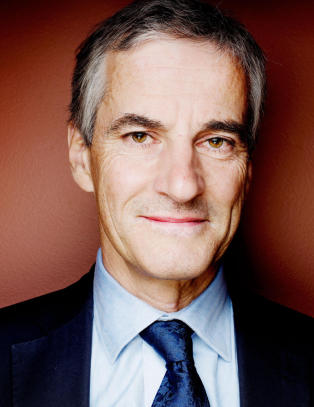 Jonas Gahr Støre har bestemt seg: han vil
bygge landet