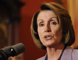 REPUBLIKANERNES MARERITT: Om visepresidentkandidat Joe Biden blir president, vil Husets leder Nancy Pelosi bli hans erstatter. Speakeren i Representantenes Hus er nemlig neste i rekkef�lgen. Pelosi st�r til venstre i Det demokratiske partiet. Foto: AP/Susan Walsh