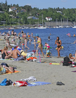 Bekymring over nordmenns sandpøsing på stranda