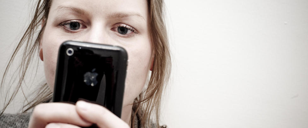 Du bør merke deg den lille skriften nederst i Telenor-reklamen
