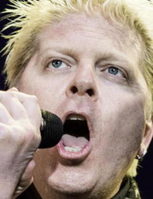 Til deg som stumpet røyken på sin bare brystkasse på Offspring-konserten