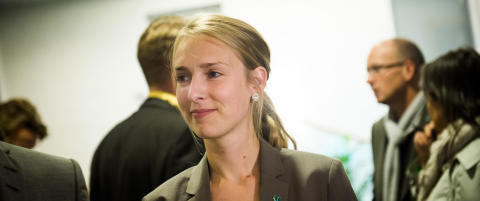 Venstre advarer Frp og Ap mot å innføre «talibansk klespoliti»