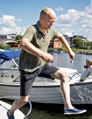 SU uenig med moderpartiet - støtter Sp-Trygves «nikkersadel»-angrep