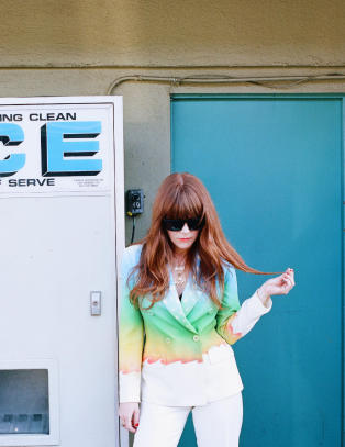 Jenny Lewis dras fremdeles mot 60-tallet og salt veskyst-pop